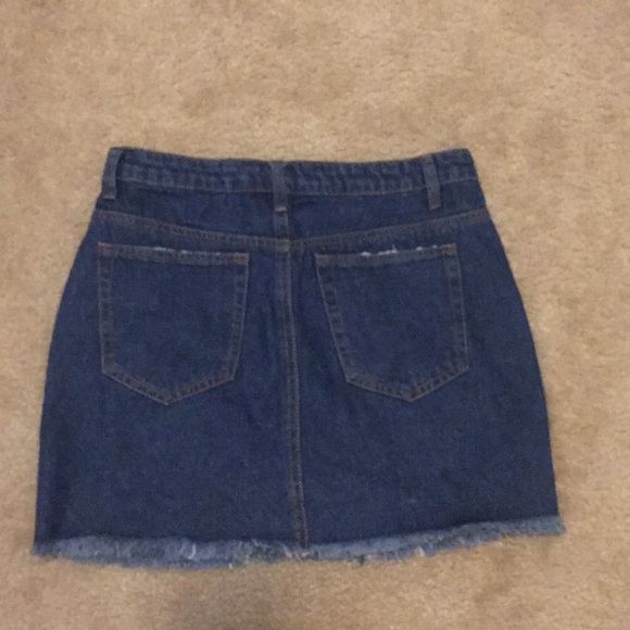 Dark jean skirt - Picture 2 of 2